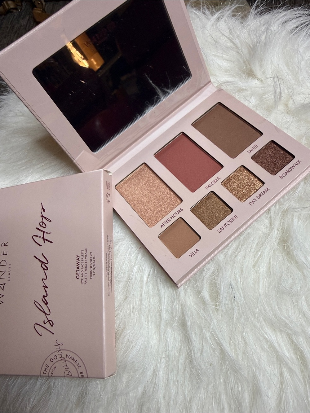 Wander Island Hop - Stunning - Makeup Palette